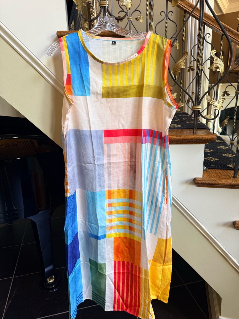 NWOT Multi Color Maxi sleeveless dress. Size S Beautiful colors.